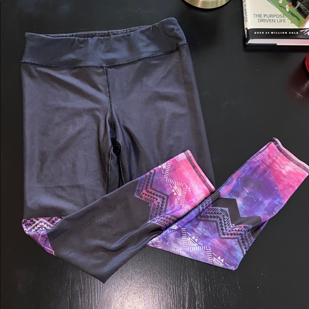 Active black leggings